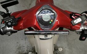 HONDA C125 SUPER CUB JA58