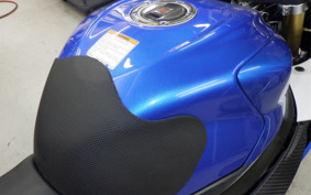 SUZUKI GSX-R750 2014