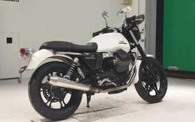 MOTO GUZZI V7 STONE 2014