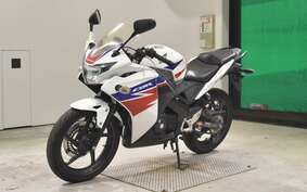 HONDA CBR125R JC50