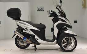 YAMAHA TRICITY 125 SE82J