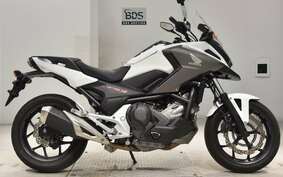 HONDA NC750X D Limited 2020 RC90