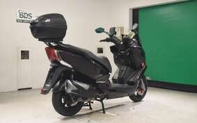 KYMCO GRAND DINK 250 W220