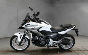 HONDA NC750X 2016 RC90