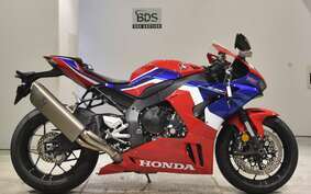 HONDA CBR1000RR R 2020 SC82