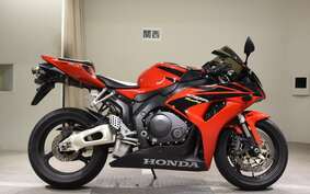 HONDA CBR1000RR 2006 SC57