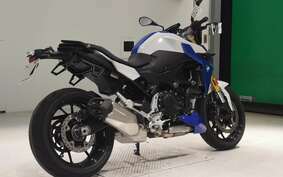 BMW F900R 2023