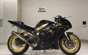 YAMAHA YZF-R1 2004 RN09