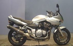 SUZUKI BANDIT 1200 S 2001 GV77A