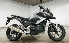 HONDA NC750X 2017 RC72