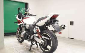 HONDA CB1300SB SUPER BOLDOR A 2008 SC54