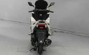 YAMAHA TRICITY 125 SE82J