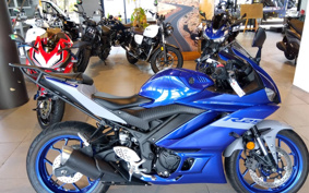 YAMAHA YZF-R25 ABS RG43J