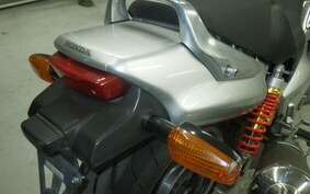 HONDA X4 LD 2003 SC38