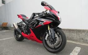 SUZUKI GSX-R750 2014 C4111