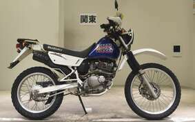 SUZUKI DJEBEL 200 (DR200SE) SH42A