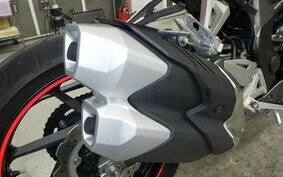 HONDA CBR250RR MC51