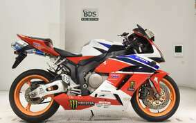 HONDA CBR1000RR 2005 SC57