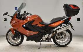 BMW F800GT 2013 0B03