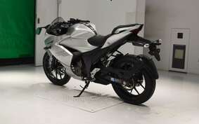 SUZUKI GIXXER 250 SF ED22B