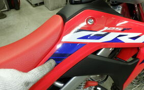 HONDA CRF125F JE03