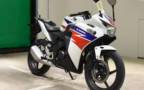 HONDA CBR125R JC50