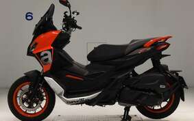 APRILIA SR GT200