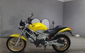 HONDA VTR 250 MC33