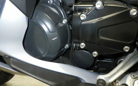 TRIUMPH TROPHY 1215 SE 2013 2H11E9