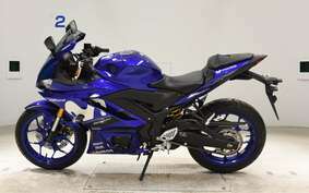 YAMAHA YZF-R25 RG10