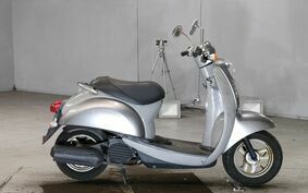 HONDA CREA SCOOPY I AF55