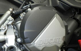 DUCATI STREETFIGHTER V2 2022