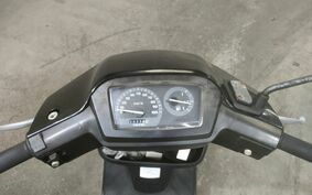 SUZUKI ADDRESS V100 CE13A