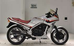 HONDA VT250FE MC08