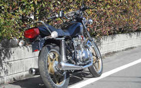 SUZUKI GS400 2002