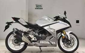 HONDA CBR250RR A MC51