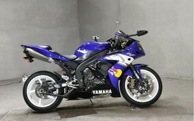 YAMAHA YZF-R1 2004 RN13