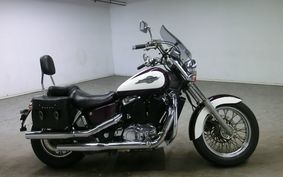 HONDA SHADOW 1100 1995 SC32