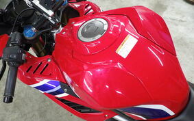 HONDA CBR250RR A MC51