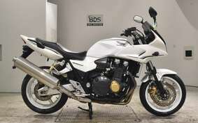 HONDA CB1300SB SUPER BOLDOR A 2011 SC54