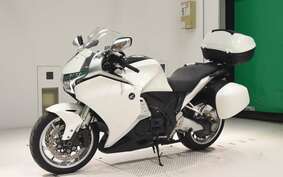 HONDA VFR1200F 2012 SC63