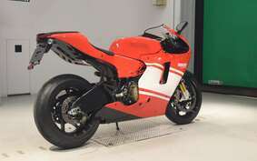 DUCATI DESMOSEDICI RR 2008 D100A