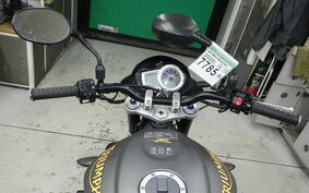 TRIUMPH STREET TRIPLE R 2009 MD4166