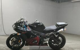 YAMAHA YZF-R6 2003 RJ06