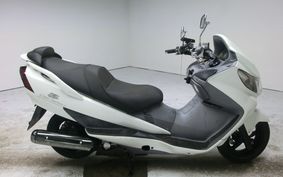 SUZUKI SKYWAVE 250 (Burgman 250) SS Type Fi CJ43A