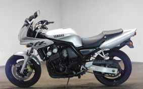 YAMAHA FZ400 1997 4YR