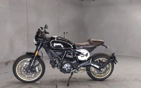 DUCATI  DUCATI  SCRAMBLER KAFE RACER  KC03JA