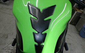 KAWASAKI ZX-25R ZX250E