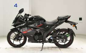 SUZUKI GIXXER 150 SF