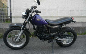 YAMAHA TW125 2003 DE05